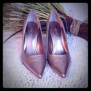 Nine West Gold heels